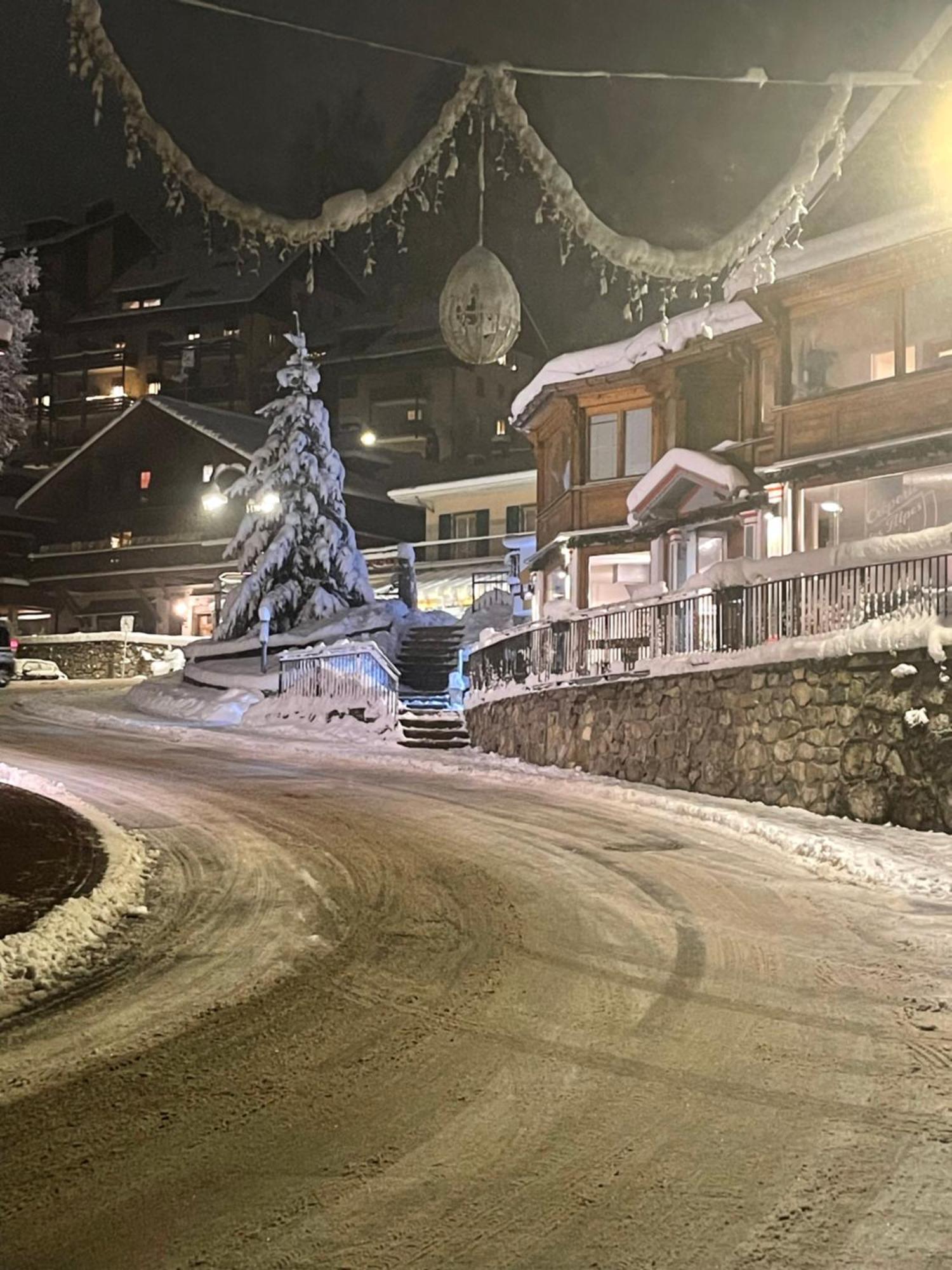 Charmant Appartement Au Vagabond Leysin Esterno foto