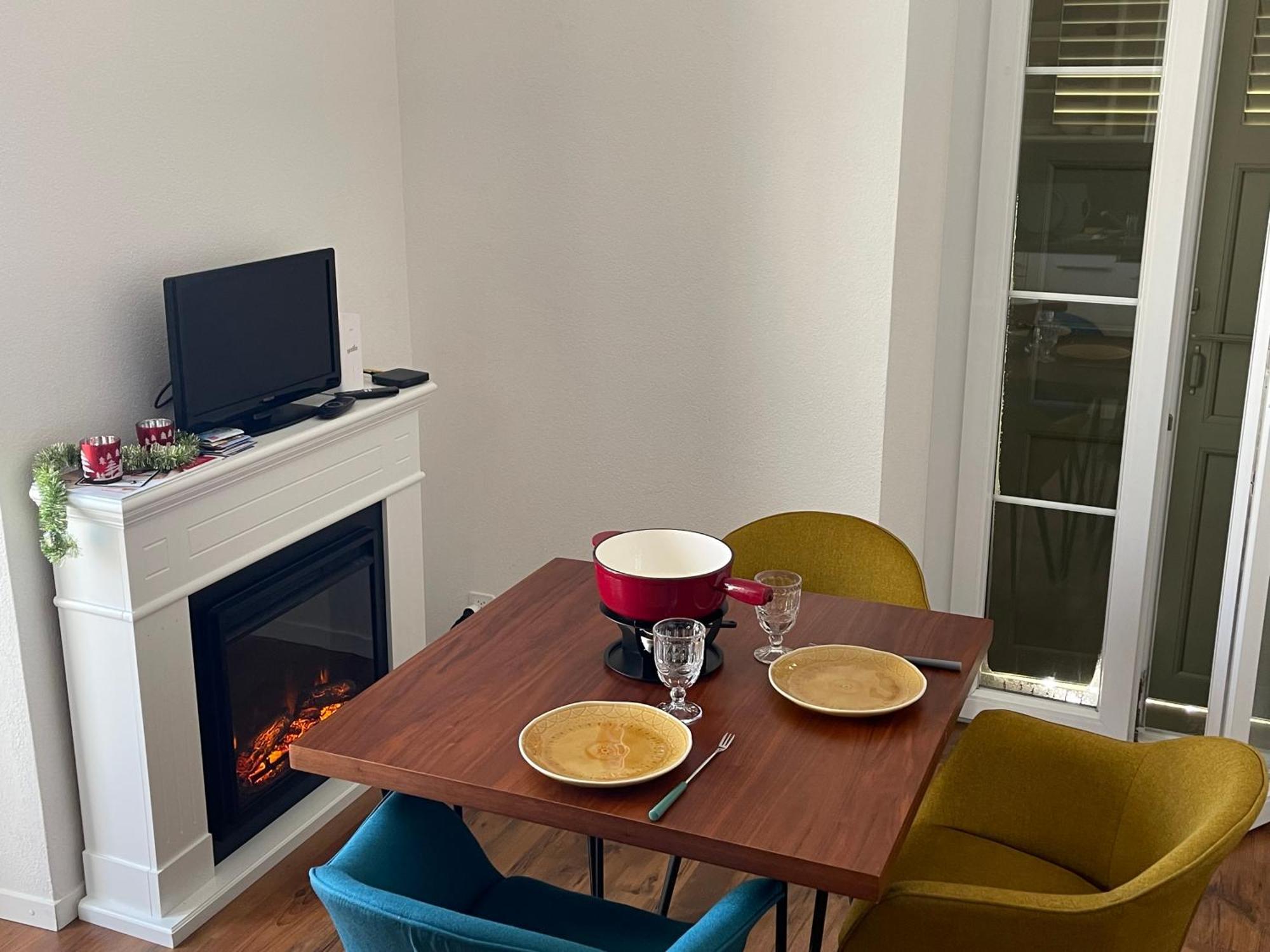 Charmant Appartement Au Vagabond Leysin Esterno foto