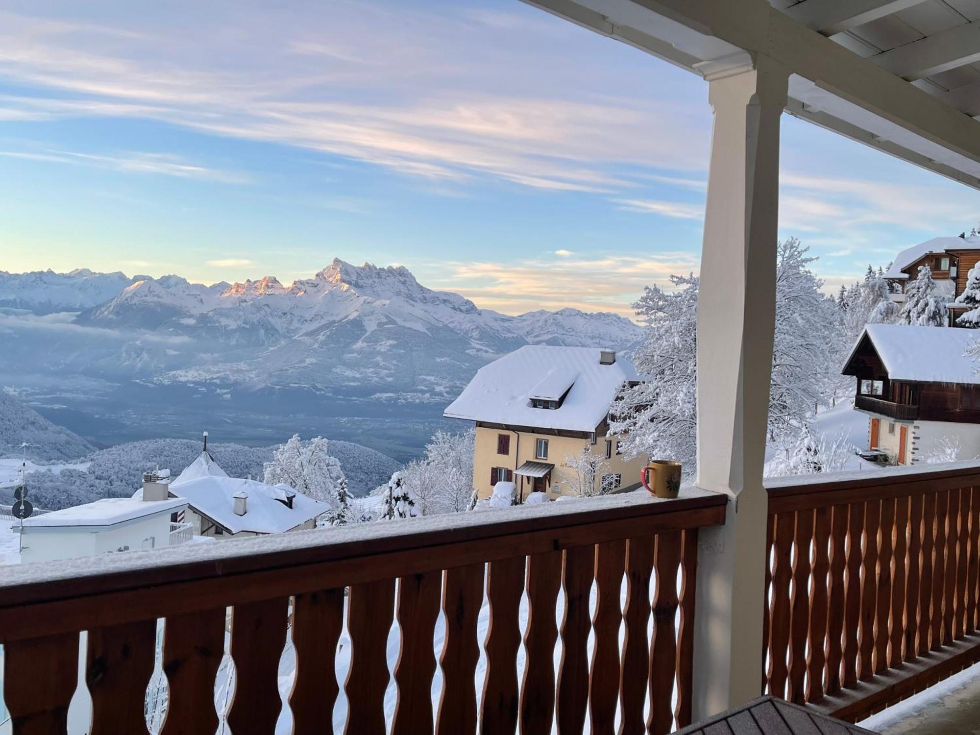 Charmant Appartement Au Vagabond Leysin Esterno foto